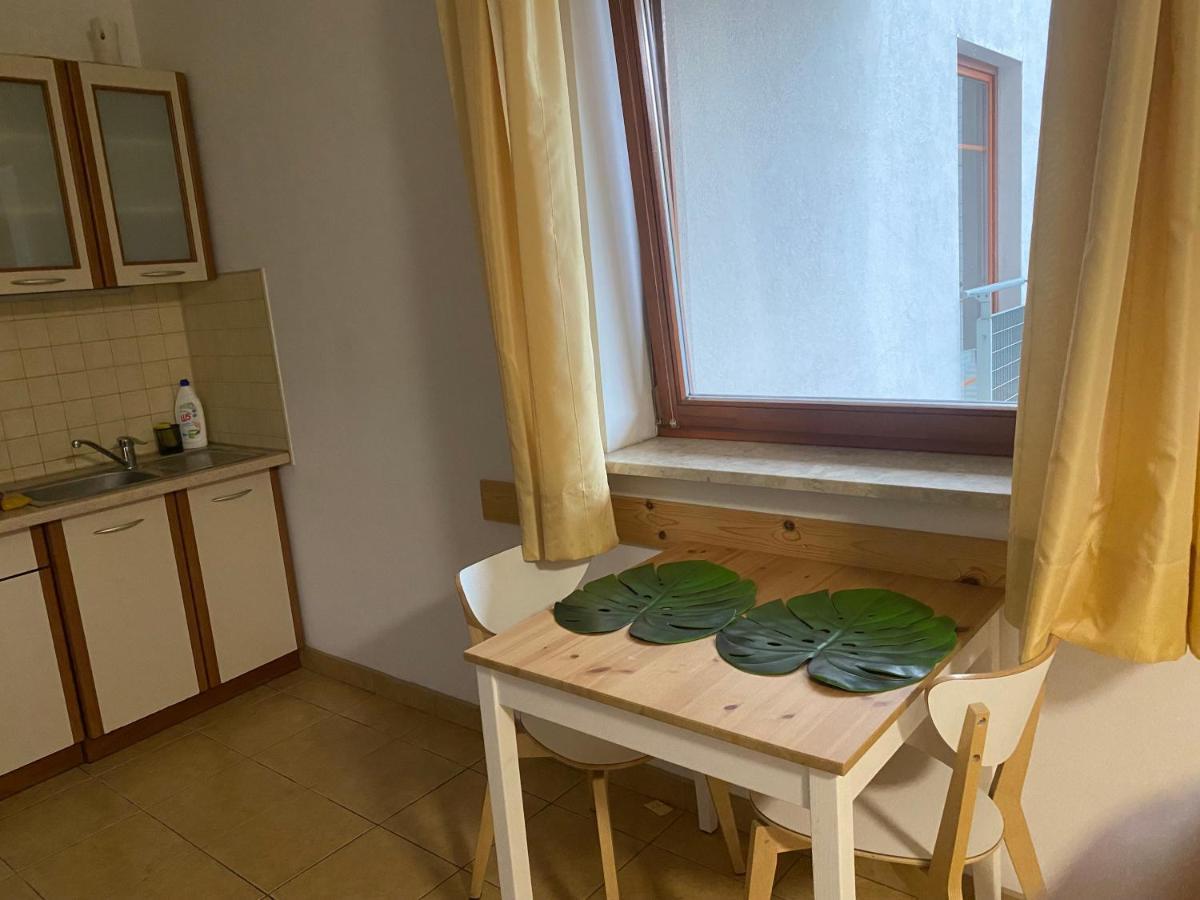Komfortowy Apartament Na Florianskiej, Park Praski, Dw Wilenski,W Odleglosci Spaceru Od Starego Miasta, Milo Widziec Gosci Ze Zwierzetami Warszawa Zewnętrze zdjęcie